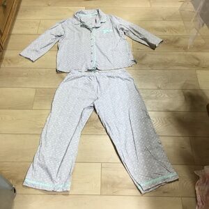 Laura Scott Gray Poka Dots Pajama Set with Green Trim